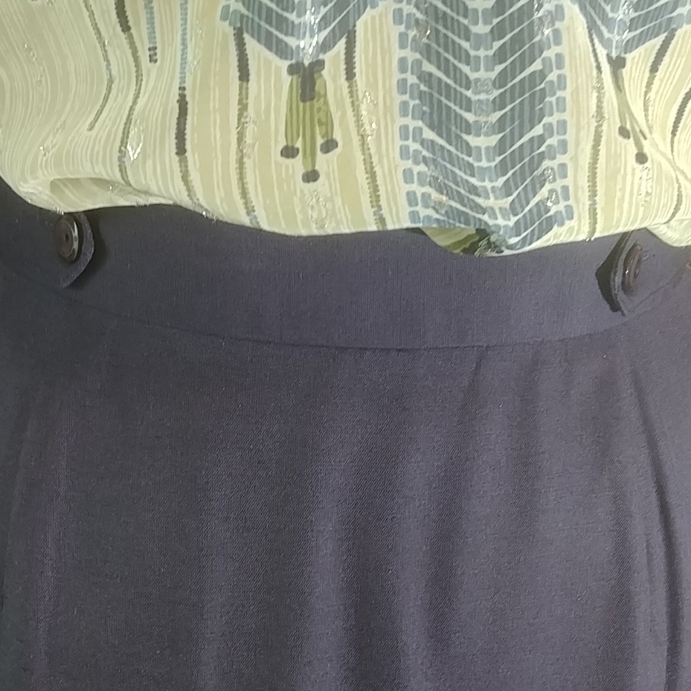 J.H. Collectibles Navy fully Lined Skirt - Picture 2 of 4